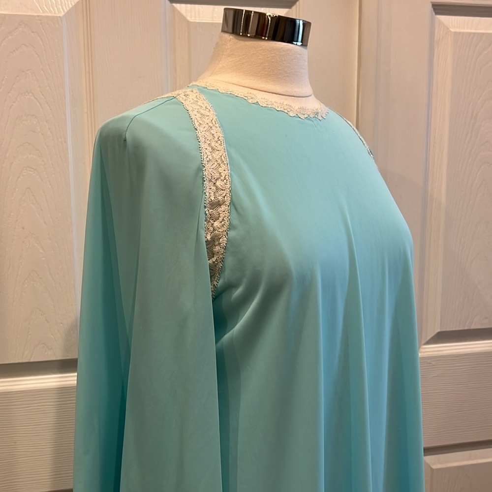 Vintage GOSSARD ARTEMIS Light Blue Lace Trim Nightgown - Picture 6 of 11
